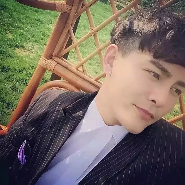 荣倩泰曼
