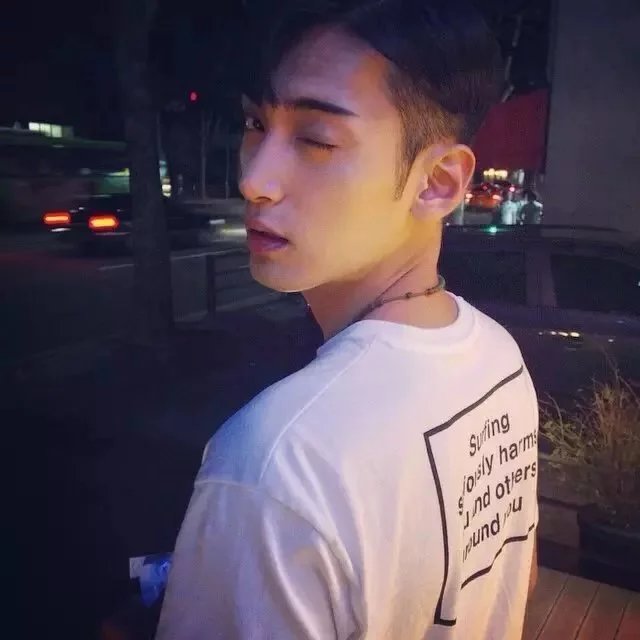 满艺致瑶