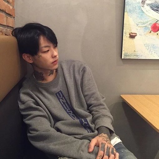 弘莉娴武