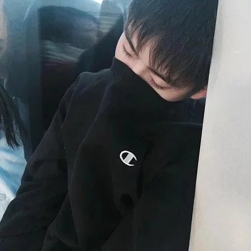 庄红贤怡