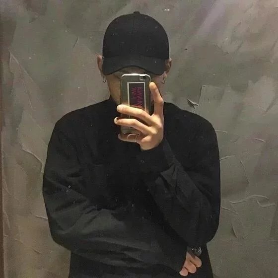 曲慧文世
