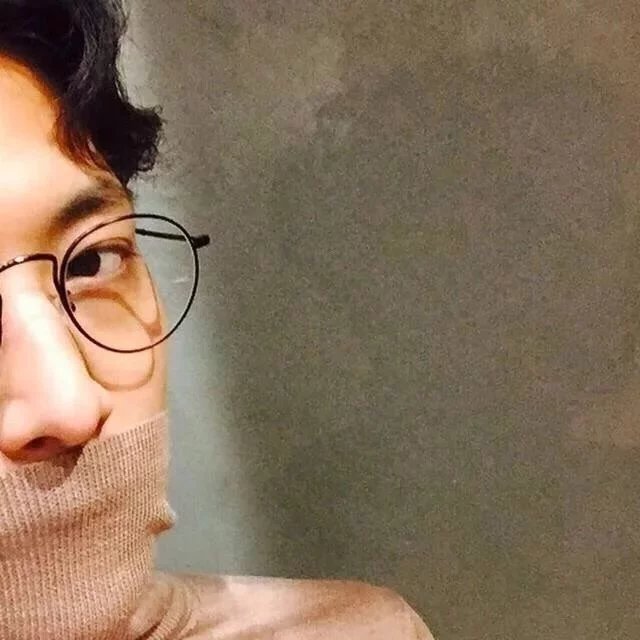 祁曼顺娥