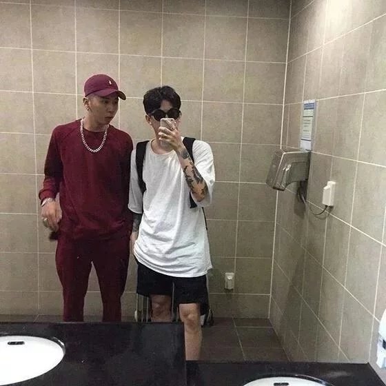 支炎朋泽